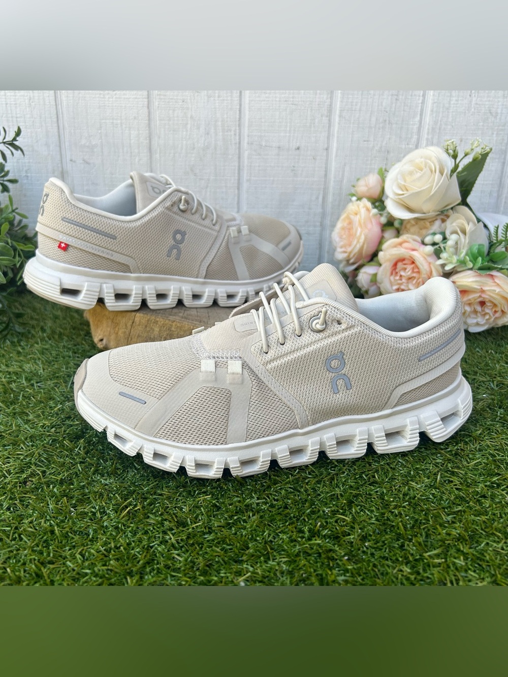 Cloud 6 Shoes - Women
Color: Pearl/White size 7  gently used - Picture 6 of 16